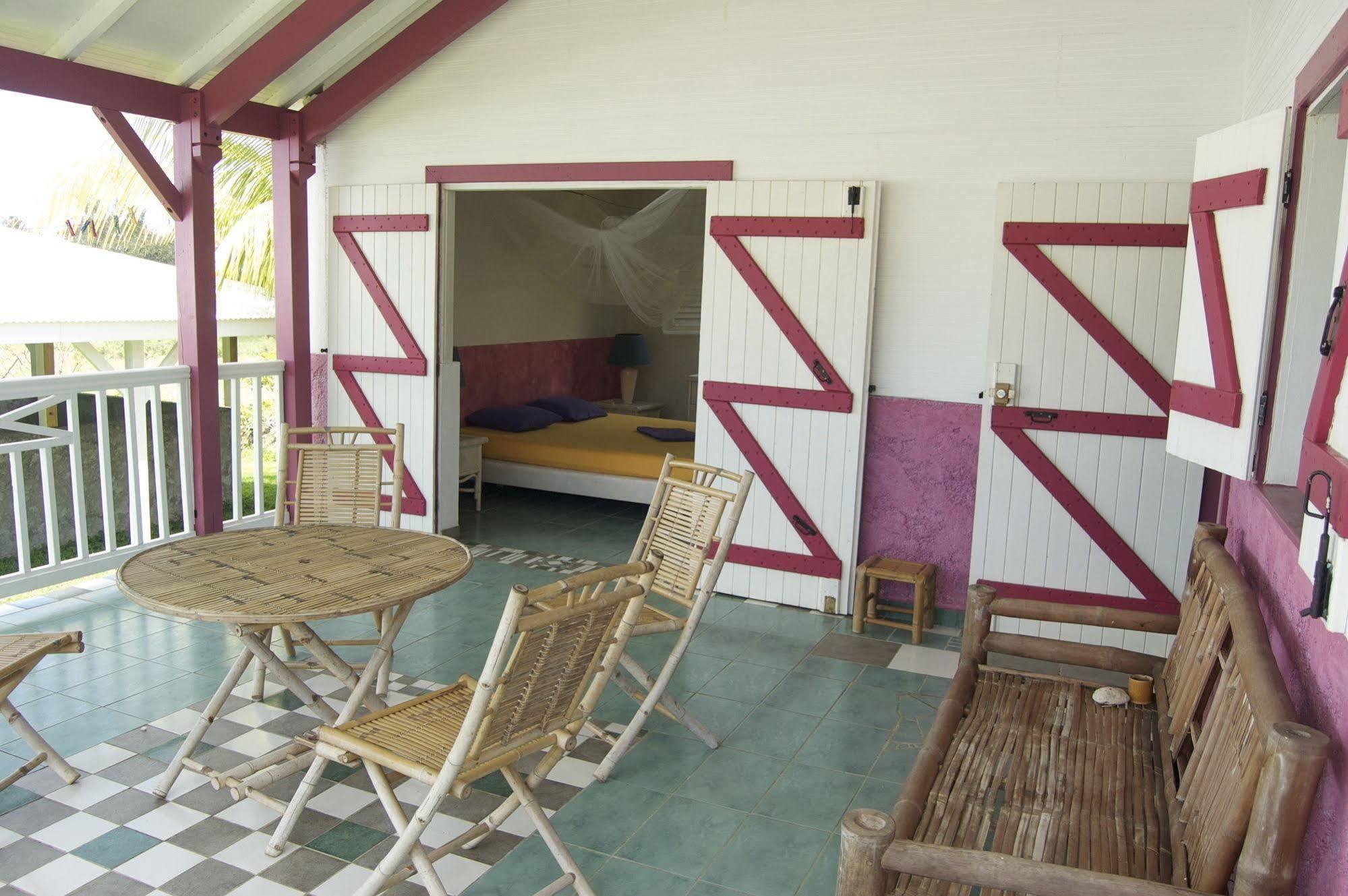 Gites Mosaiques Sainte-Rose Luaran gambar